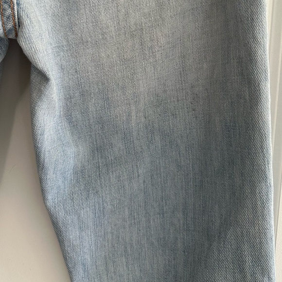 A&F Emma Low Rise Jeans - Picture 13 of 14